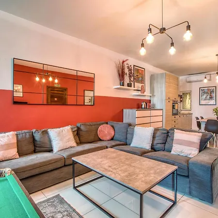 A Lovely 3 Bedroom, 3 Baths In The Centre Of By 360 Estates * Gzira