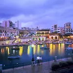 A Lovely 3 Bedroom, 3 Baths In The Centre Of By 360 Estates Apartment Gzira