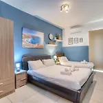 A Lovely 3 Bedroom, 3 Baths In The Centre Of By 360 Estates *