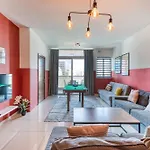 Apartment A Lovely 3 Bedroom, 3 Baths In The Centre Of By 360 Estates *